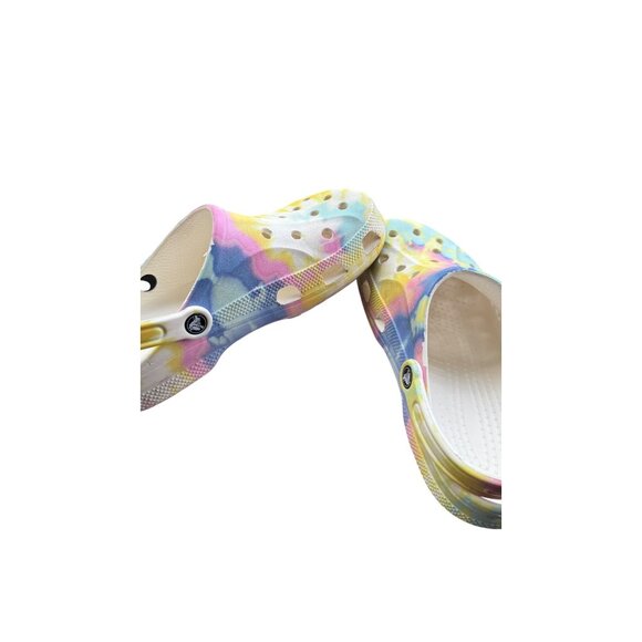 Crocs Classic Tie-Dye Clogs Unisex Size M9/W11 Multicolor Lightweight & Comforta - Picture 6 of 9